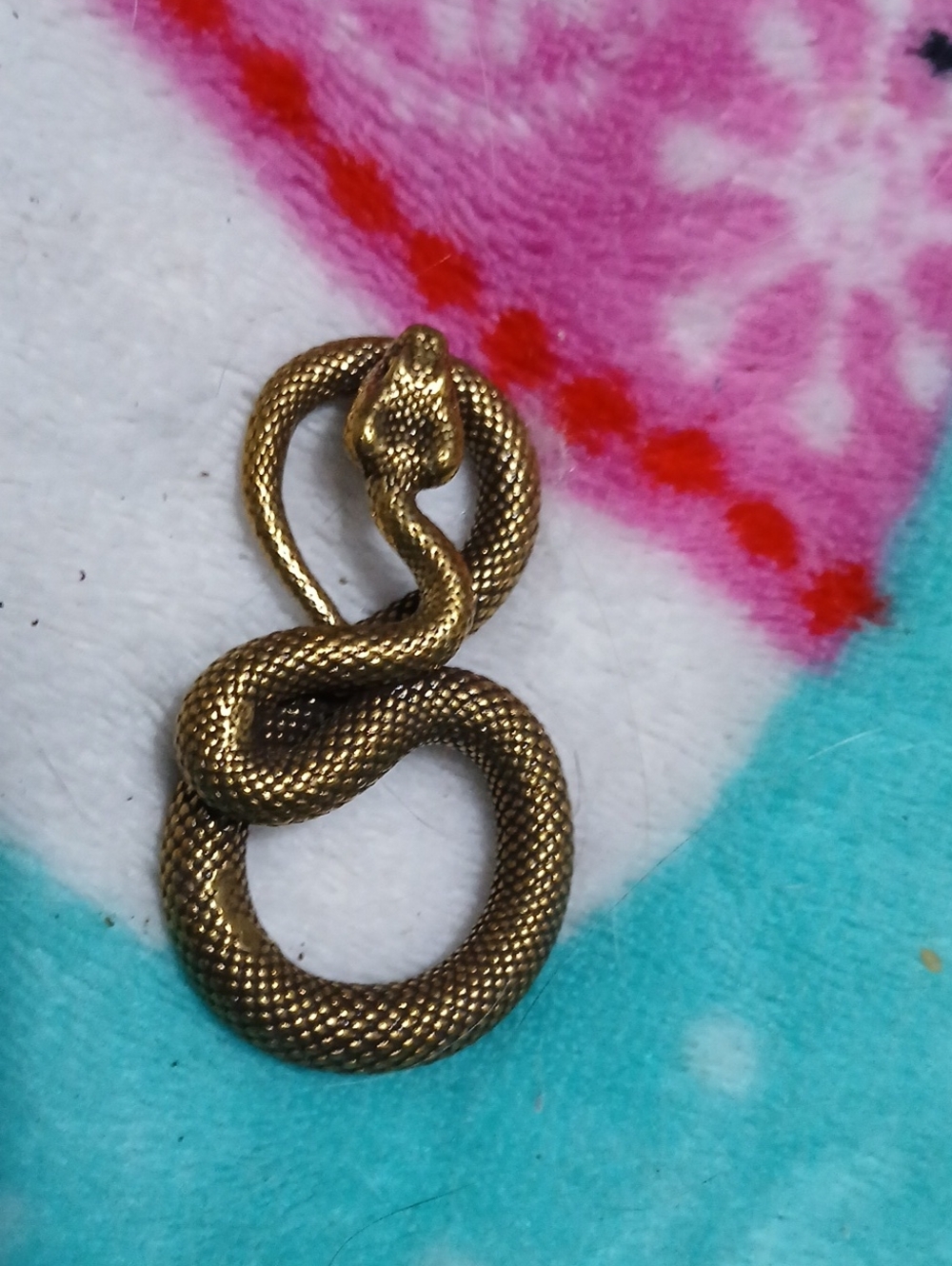 Gold Snake Statue Reptile Décor - Decorative Brass-Colored Accent Charm